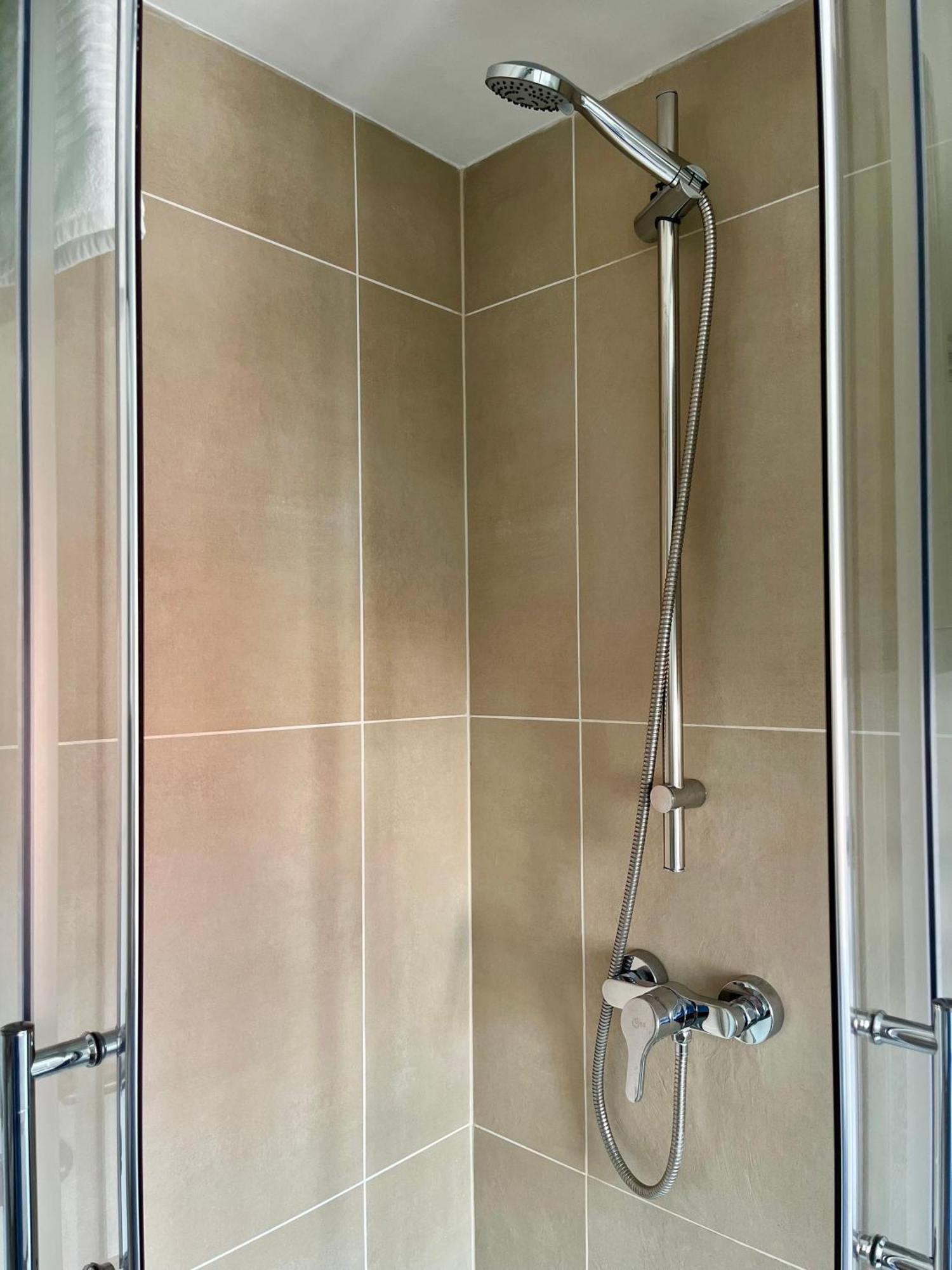 Flores City Center Studio - Easy Self-Check-In Graz Dış mekan fotoğraf